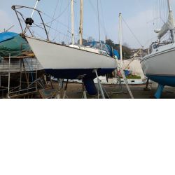 This Boat for sale is a Trapper, 28, Used, Sailing Boats, 28.00 Feet