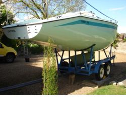 This Boat for sale is a Zygal Boats, Limbo 6.6, Used, Sailing Boats, 6.70 Metre