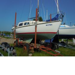 This Boat for sale is a Leisure, 23, Used, Sailing Boats, 6.90 Metre