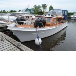 This Boat for sale is a 
Klaassen, 
12.9, 
Used, 
Power Cruisers, 
40.00, 
Feet