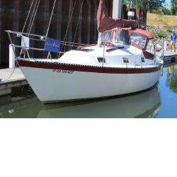 This Boat for sale is a C&C, LANCE 29 MKIII, Used, Sailing Boats, 30.00 Feet
