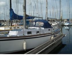 This Boat for sale is a roberts, 38 offshore, Used, Sailing Boats, 11.70 Metre