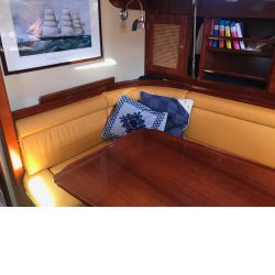 This Boat for sale is a HANSE, 401, Used, Sailing Boats, 11.98 Metre