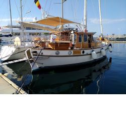 This Boat for sale is a Juelsminde (DK), Colina 41, Used, Sailing Boats, 12.50 Metre