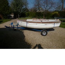 This Boat for sale is a Unknown, Unknown, Used, Dinghy Dinghies, 12.40 Feet