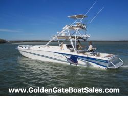 This Boat for sale is a 
DON SMITH, 
45 CDF Center Console, 
Used, 
Power Cruisers, 
45.00, 
Feet