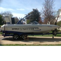 This Boat for sale is a Malibu, Wakesetter MXZ, Used, Power Sports Ski Racing, 21.00 Feet